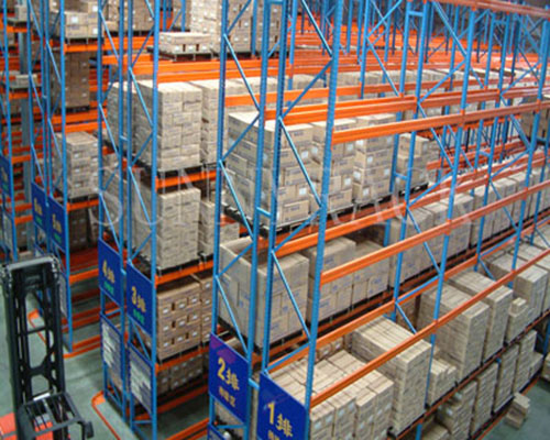 窄巷道客栈货架系列